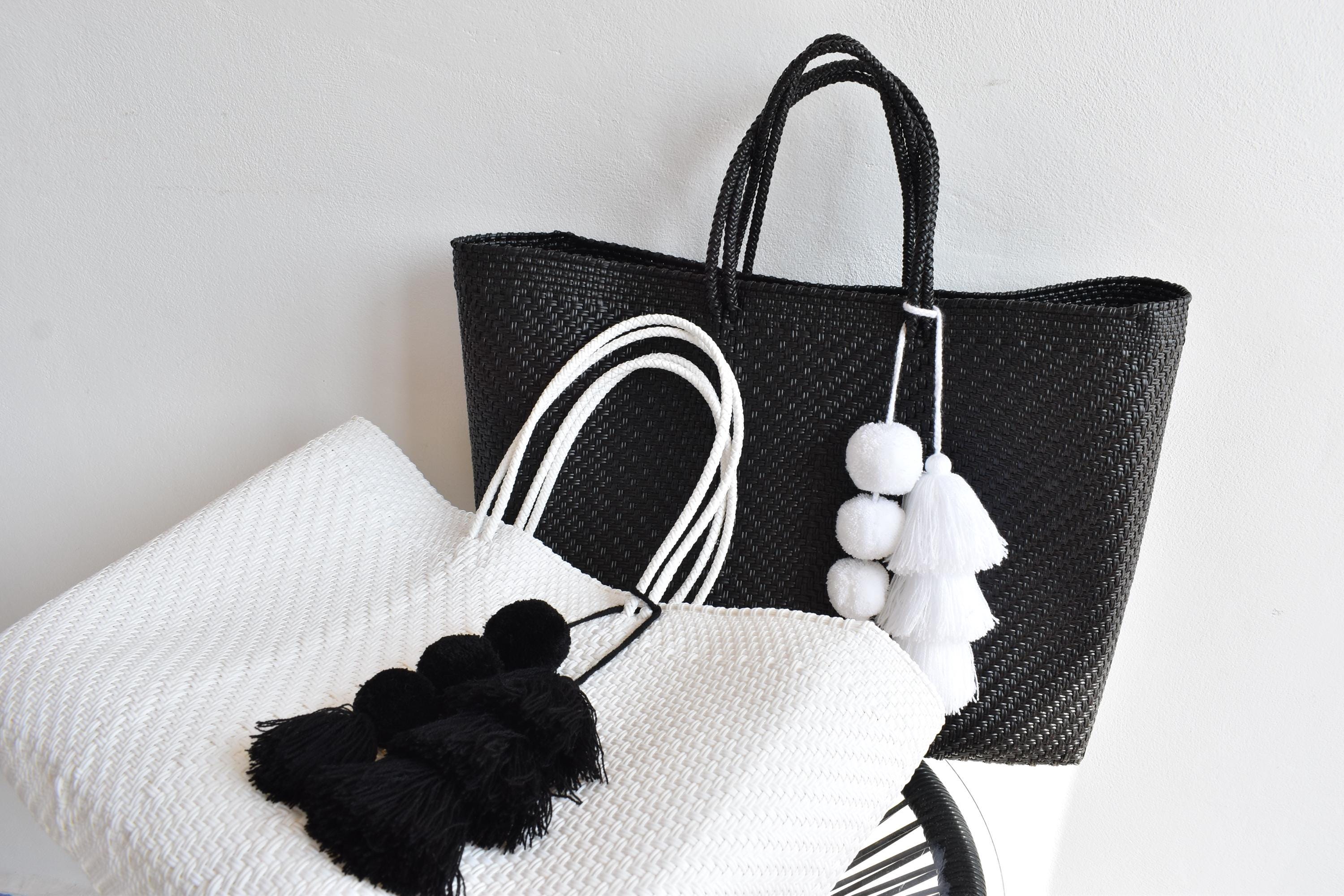 1 large BLACK bag 45*35*14 cm Mexican Tote Bag. Beach bag. Grocery Bag Mexican handwoven Bag. Basket. Wholesale TOO!