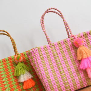 1 Small Tote Bag 32*27*12 cm Mexican handwoven bag with recycled plastic - Beach Bag -Mercado Bag - Wholesale Too. We can combine shipping