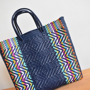 1 Medium TOTE Bag. 35X32 cm Mexican handcrafted. Beach Tote. Market bag for groceries. Wholesale. Combined shipping costs are available.
