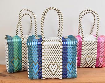 1 kleine Lunchtasche. 26 x 21 cm Strandtasche, Handtasche, handgefertigt, mexikanisches Kunsthandwerk. Wir bieten Großhandel an. Kombiversand möglich.