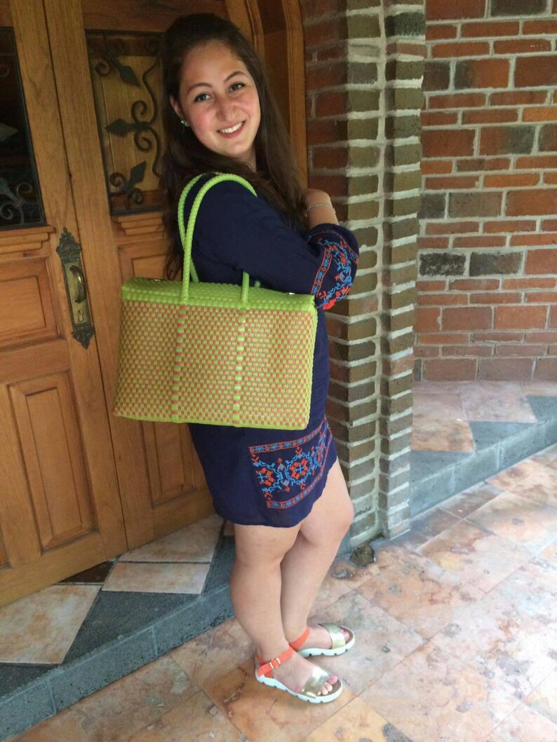 hand-woven Check sending cost on description Handcrafted bags from Mexico Handwoven bags made with plastic Please Wholesale too!!