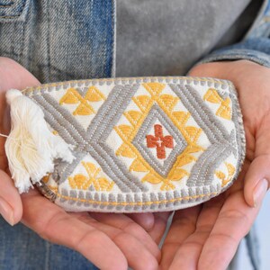 Pequeno caso.  Bolsa pequena Bolsa bordada à mão. Porta-moedas mexicano. Bolsa tipo estojo feita à mão. Atacado também 13*11 cm Podemos combinar o envio