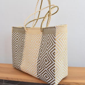 Bolsa Grande 45*35*14 cm Bolsa mexicana tejida a mano con plástico reciclado - Hermosa Bolsa de Playa - Bolsa de mercado - Manejamos Mayoreo