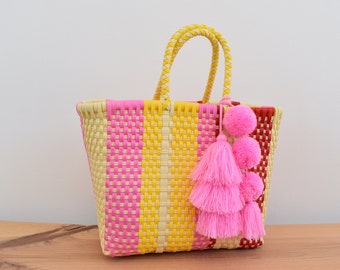 Handmade bags from Mexico, 26*22*16cm, hand-woven. For the beach or daily shopping, easy to wash. We handle wholesale!!