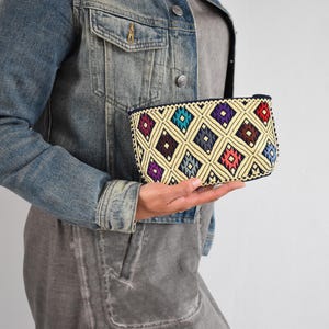 Little case. Mexican little bag Hand-embroidered Bag. Mexican Crossbody Bag. Handwoven case. Wholesale Too 21*13 cm We can combine shipping