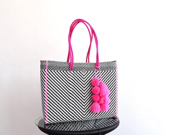 Large Bag 45*35*14 cm Mexican bag handwoven with recycled plastic - Beautiful Beach Bag - Market Bag - Wholesale Too.