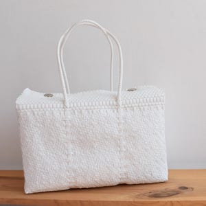 Handgewebte XL-Lunchtasche 45*30*17 cm. Lunchtasche für den Strand. Mexikanische Tasche. Picknicktasche. Taschenmarkt. Einkaufstüte. Pooltasche. Öko-Tasche. Auch im Großhandel.