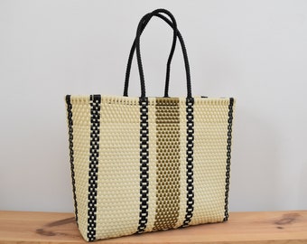 1 Handwoven XL TOTE Bag 45*30*17 cm.Mexican Bag. Perfect for beach, travel, books, college, gym, farmer&#39;s market, laptops etc. WHOLESALE Too