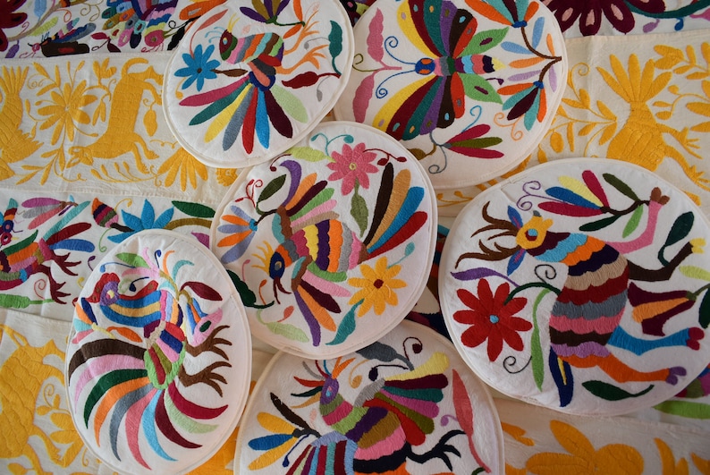 Hand embroidered tortillas warmer Otomi Handicrafts Tortilla container embroidered in Hidalgo Tenango Mexican Handicrafts