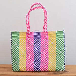 Große Tasche 45*35*14 cm Mexikanische Tasche handgewebt aus recyceltem Kunststoff - Schöne Strandtasche - Markttasche - Wir kümmern uns um den Großhandel