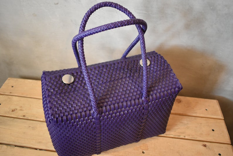 Please Wholesale too!! Handcrafted bags from Mexico hand-woven Handwoven bags made with plastic Check sending cost on description