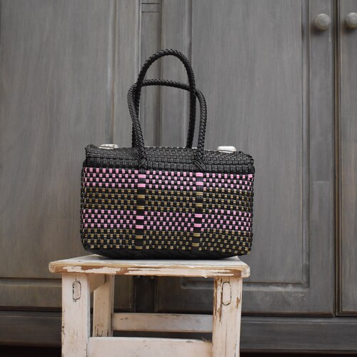 4 Small handwoven bag from Mexico, shops POMPON INCLUDED. For the beach or daily shopping, easy to wash. We handle Mayoreo!! *