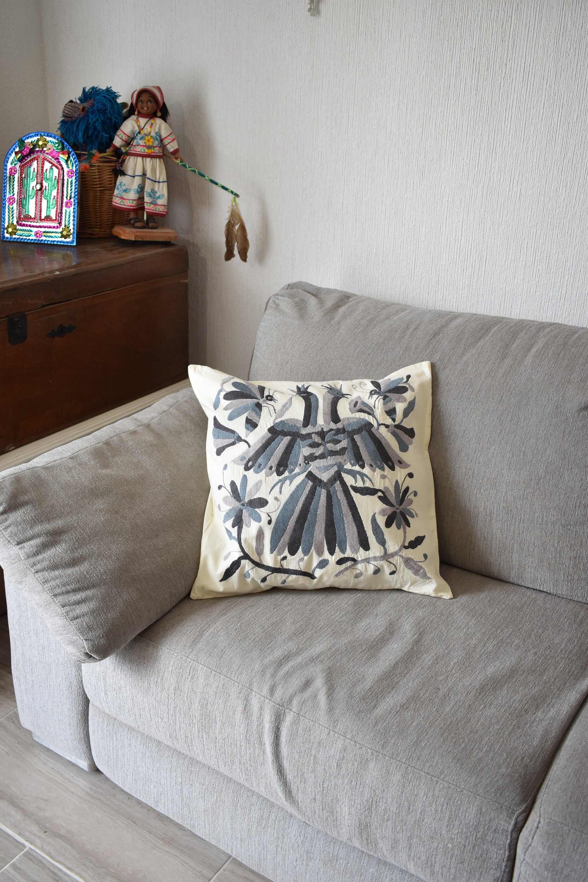 枕カバー1枚、テナンゴ刺繍入りクッションカバー。 メキシコの手工芸品