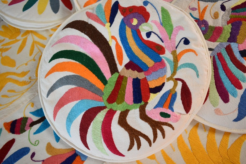 Hand embroidered tortillas warmer Otomi Handicrafts Tortilla container embroidered in Hidalgo Tenango Mexican Handicrafts