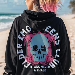 Felpa Emo Elder, Felpa Emo Queens Club, Felpa Pop Punk, Regalo Emo per lei, Felpa nera con grafica immagine 4