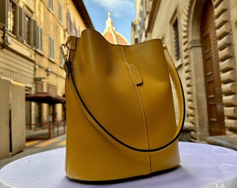 Italian Handmade Leather Bucket Bag, Elegant Florence Tote, made In Italy