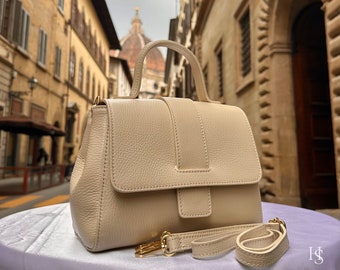 Italienische Handgefertigte Ledertasche für Frauen Tote aus Florenz, Farbe Beige