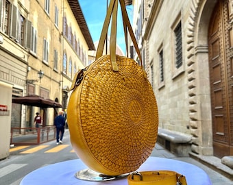 Borse da donna in morbida pelle fatte a mano in Italia l l Morbida pelle da Firenze // borsa intricata, tessitura in pelle