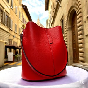 Italian Handmade Leather Bags For Woman l l Elegant Leather Tote From Florence || Made in Italy, Bucket bag