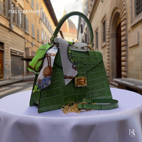 Letter Embossed Handbag, Women's Fashionable Satchel Bag With Zipper,  Elegant Shoulder Bag With Adjustable Strap