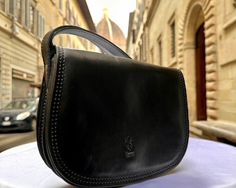 Handmade Italian Leather Crossbody Bag: Elegant Black Bag From Florence