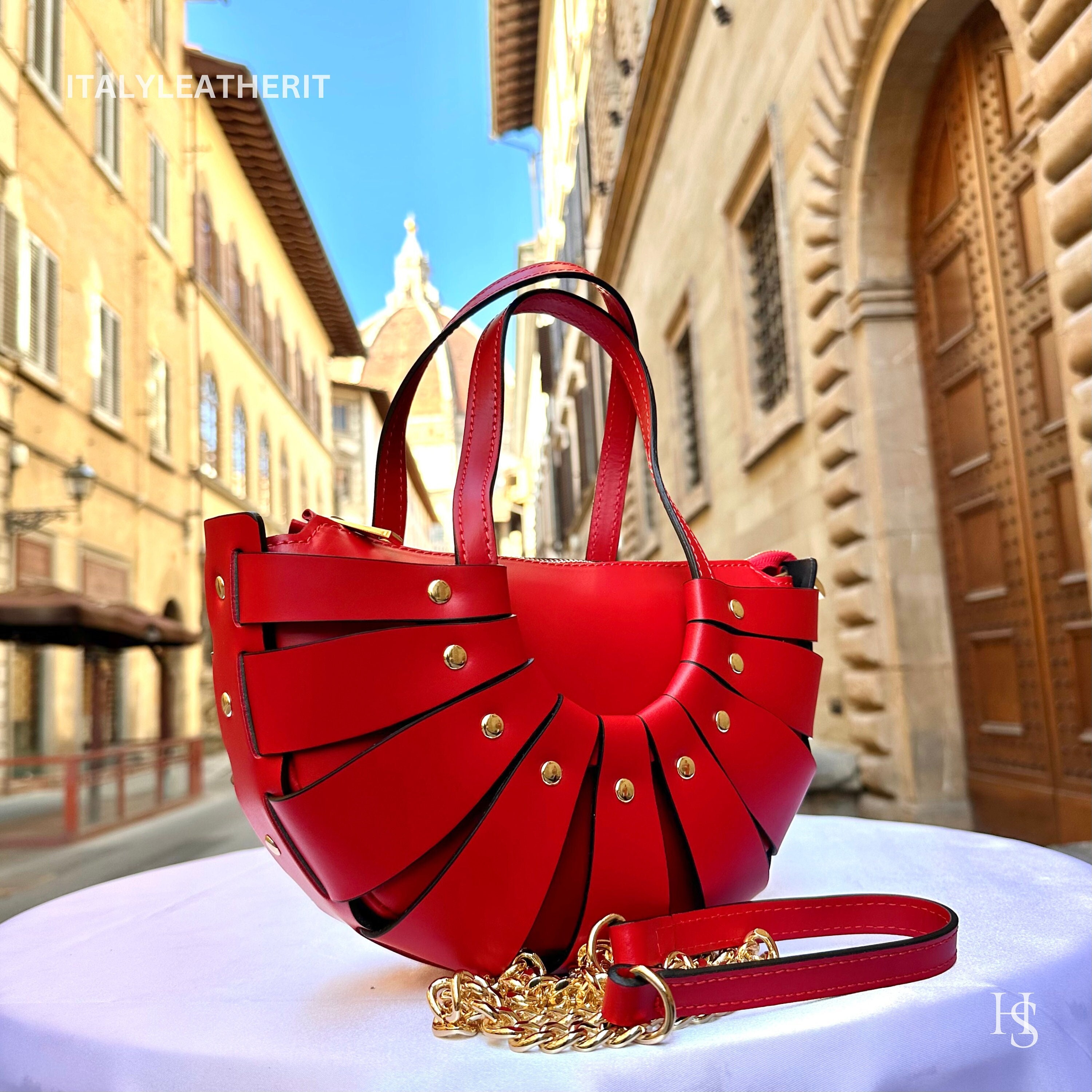 イタリア フィレンツェの綺麗な赤い革 バック TUSCANY LEATHER トートバッグ 赤 イタリア製 レザー 本革