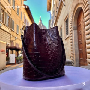 Italienische handgemachte Ledertaschen für Frau l l Elegante Ledertasche aus Florenz || Made in Italy, Beuteltasche