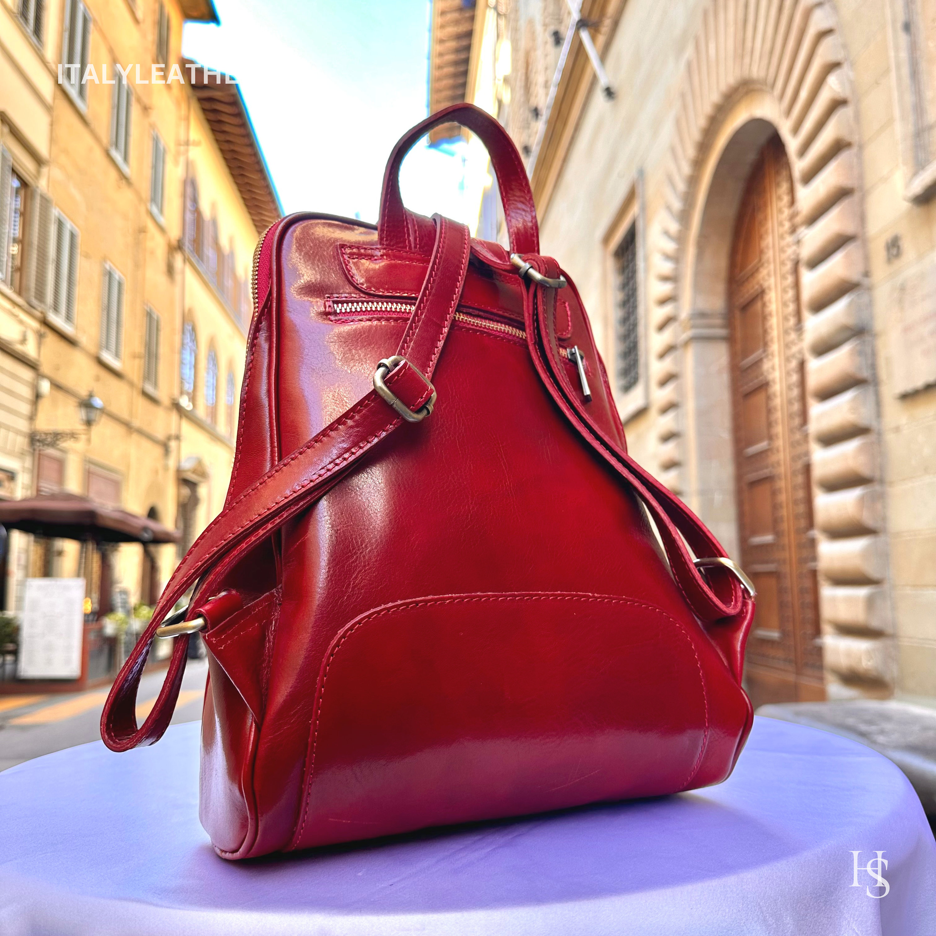 Italian Unisex Handmade Tuscan Leather Backpack From  display picture 2