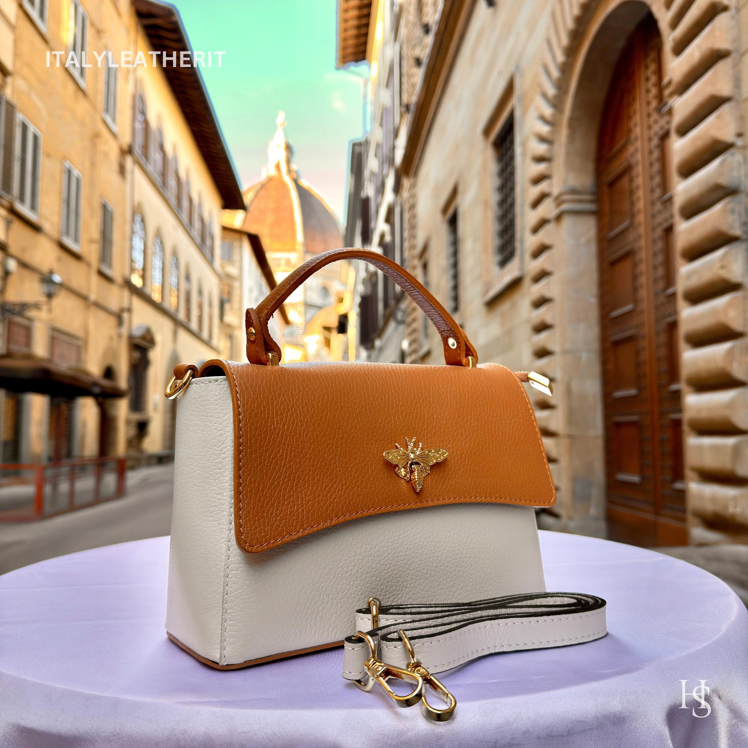 Italian Leather Bee Clasp Bag - Etsy display picture 1