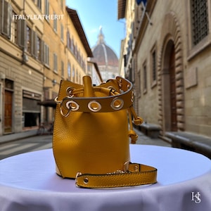 Italienische handgemachte Ledertaschen für Frauen l l Elegante Ledertasche aus Florenz, Eimertasche, kleine Tasche