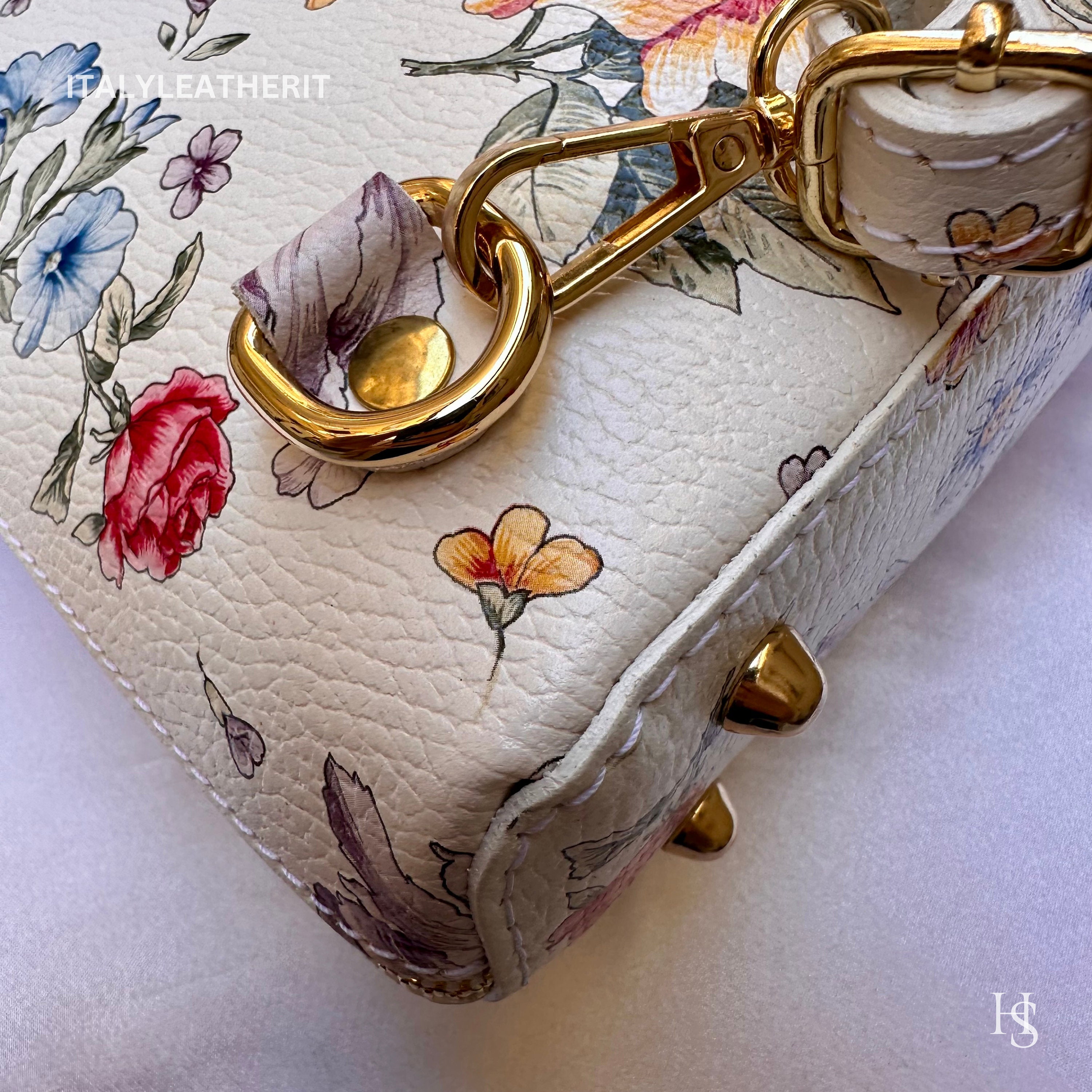 Szervető Cream leather backpack with floral embroidery p448226_2.jpg?v=1755641477 main image 2