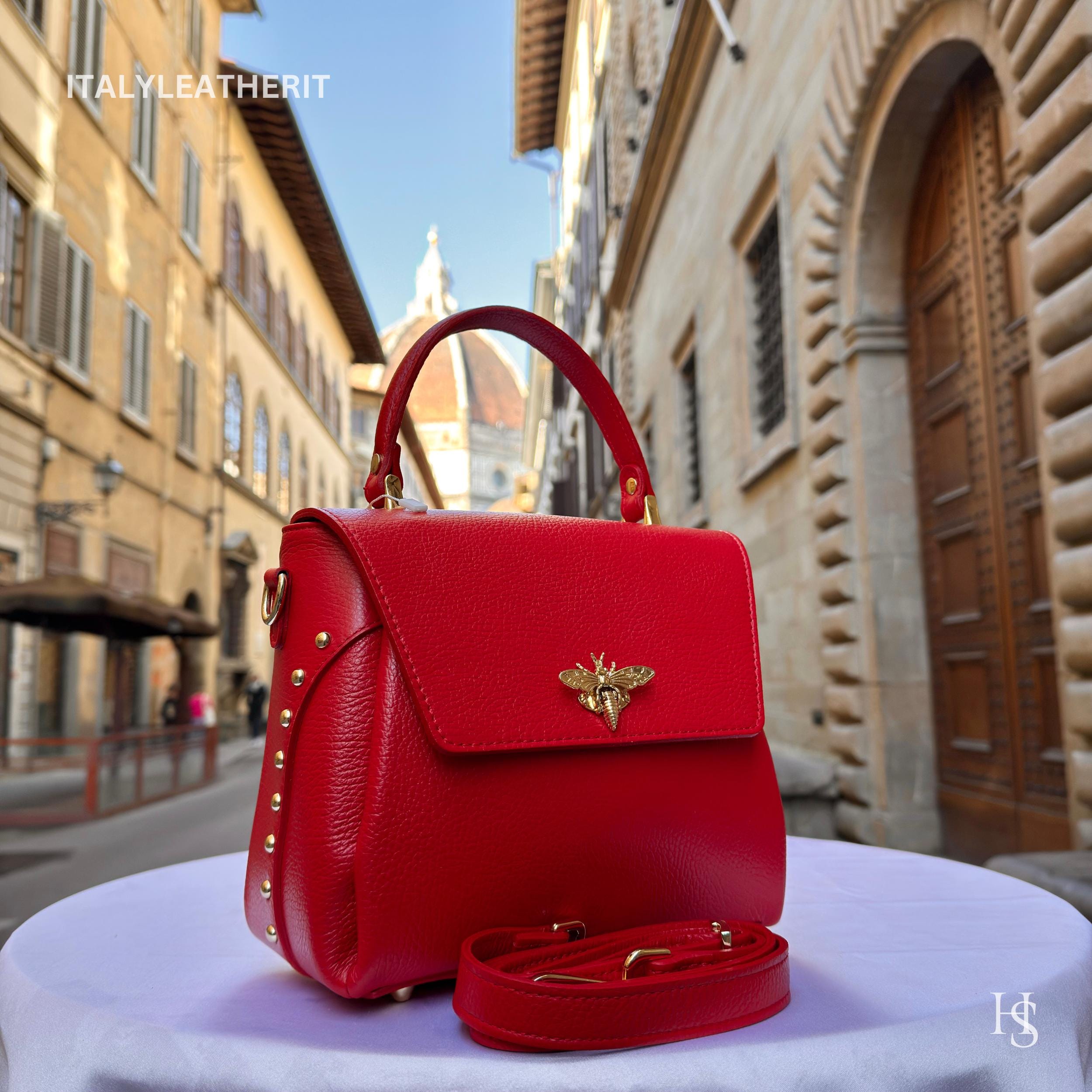 バッグ vintage made in italy leather bag Italian Leather Tote: Handmade Red Bag With Bee Clasp - Etsy
