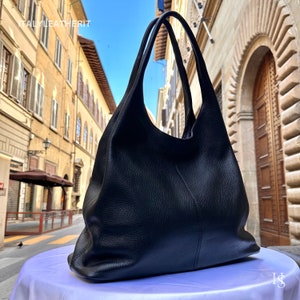 Italienische handgemachte weiche Ledertaschen für Frauen l l Weiches Leder aus Florenz l Made in Italien, schwarze Umhängetasche