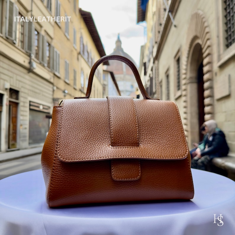 Handgjorda italienska läderväskor för kvinnor, elegant brun handväska, tillverkad i Italien bild 7