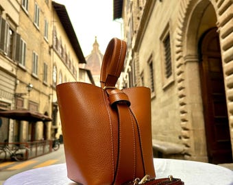 Handmade Italian Leather Bucket Bag, Brown Cowhide Tote Purse. for women
