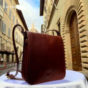 Sacs à bandoulière en cuir faits main pour homme en Italie à Florence || sac en cuir fait main, cadeau pour lui