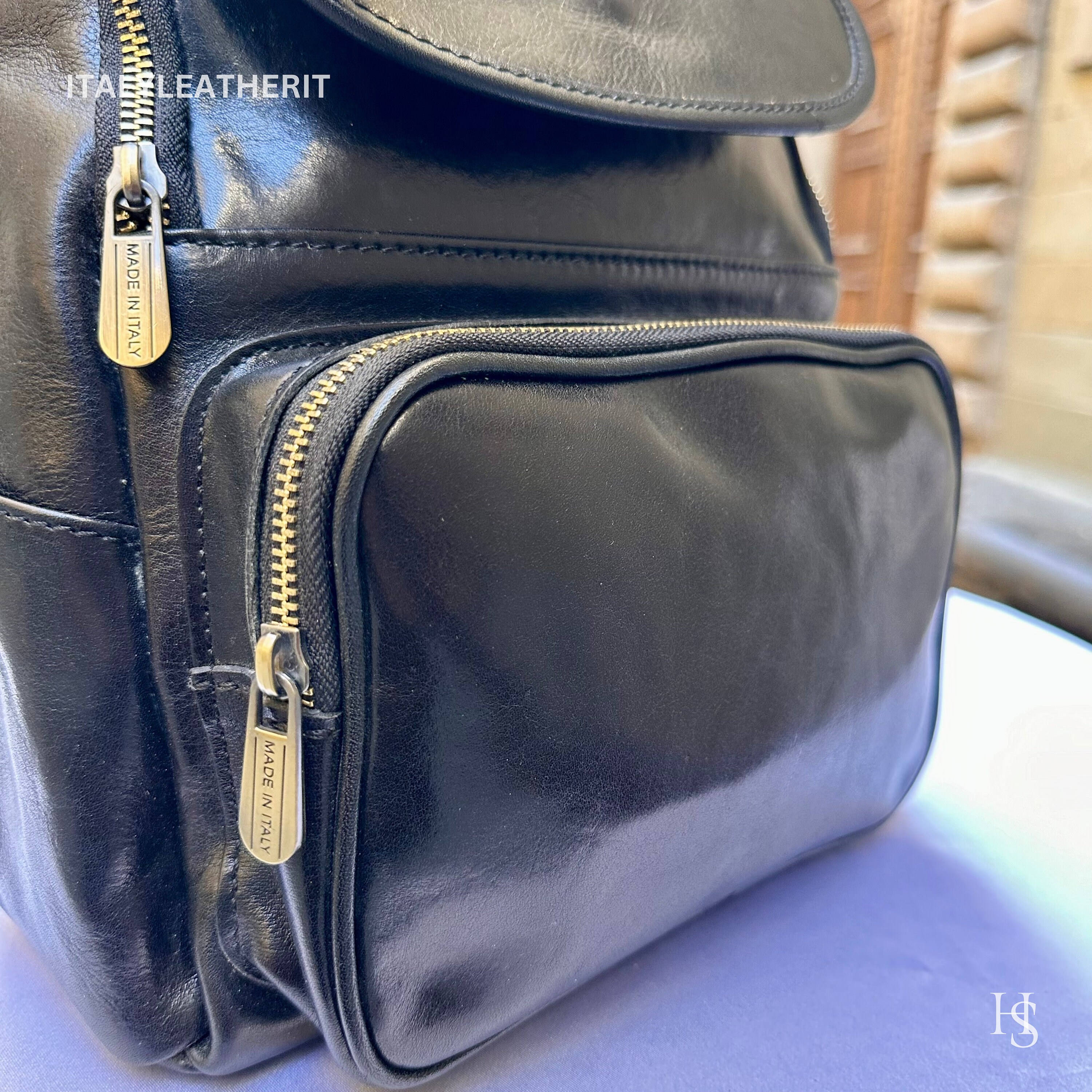 イタリア、フィレンツェのイタリア製ハンドメイドユニセックス