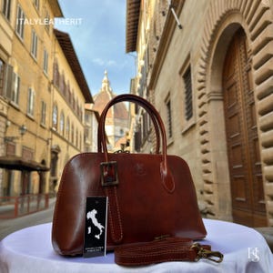Italian Handmade Leather Bags For Women l l Elegant Leather Tote From Florence, shoulder leather bag