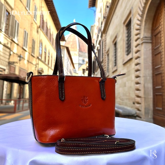 Italian Leather Tote Bag: Handmade Elegant Boat Bag  display picture 2