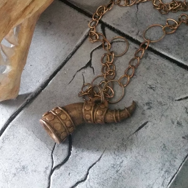 Prop ~ Amulette de Stendarr - The Elder Scrolls V Skyrim