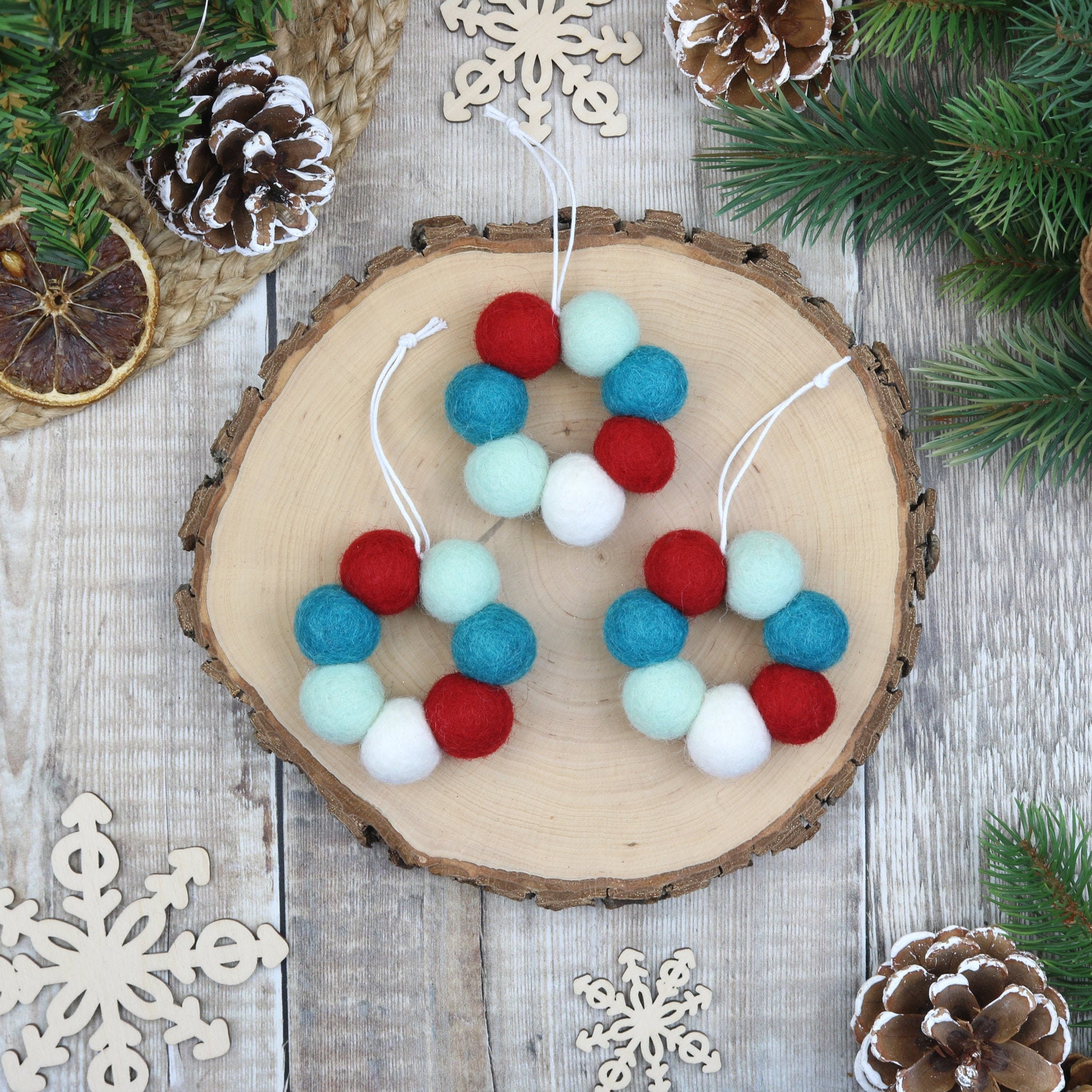 Mini Feutre Ball Couronne Décoration | Menthe Sarcelle Rouge et de Noël Blanc La Boule Feutre Balle 