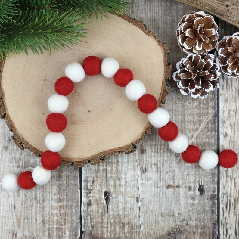 Red and White Felt Ball Garland Pom Pom Garland Felt | Etsy