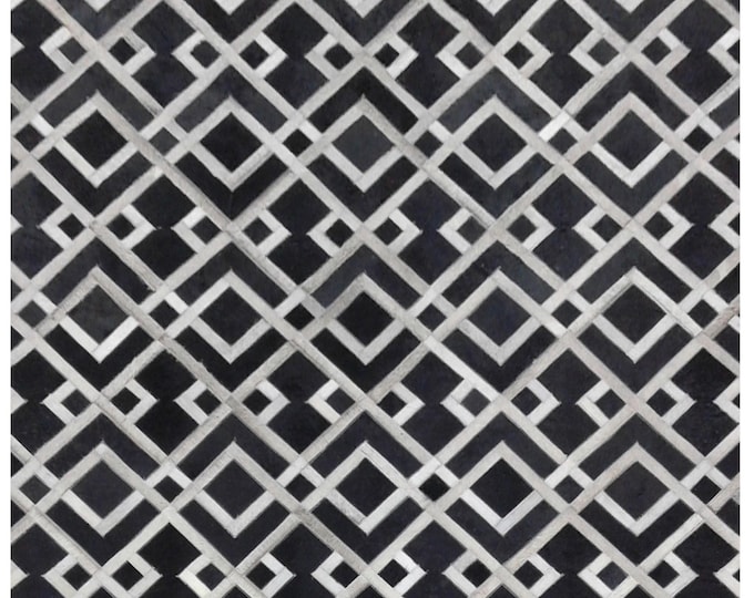 Handcrafted Cowhide Patchwork Rug: Genuine Leather, Felt Backing