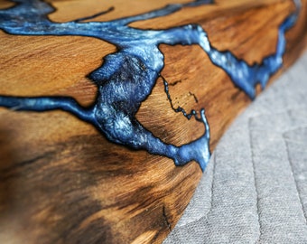 Walnut Fractal River Board -Rettangolo - Live Edge Board - Epoxy River - Fractal Burning-