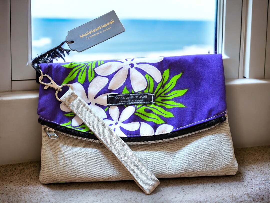 Folded Clutch Hawaiian Print Monstera Leaf With White Gardenia Etsy