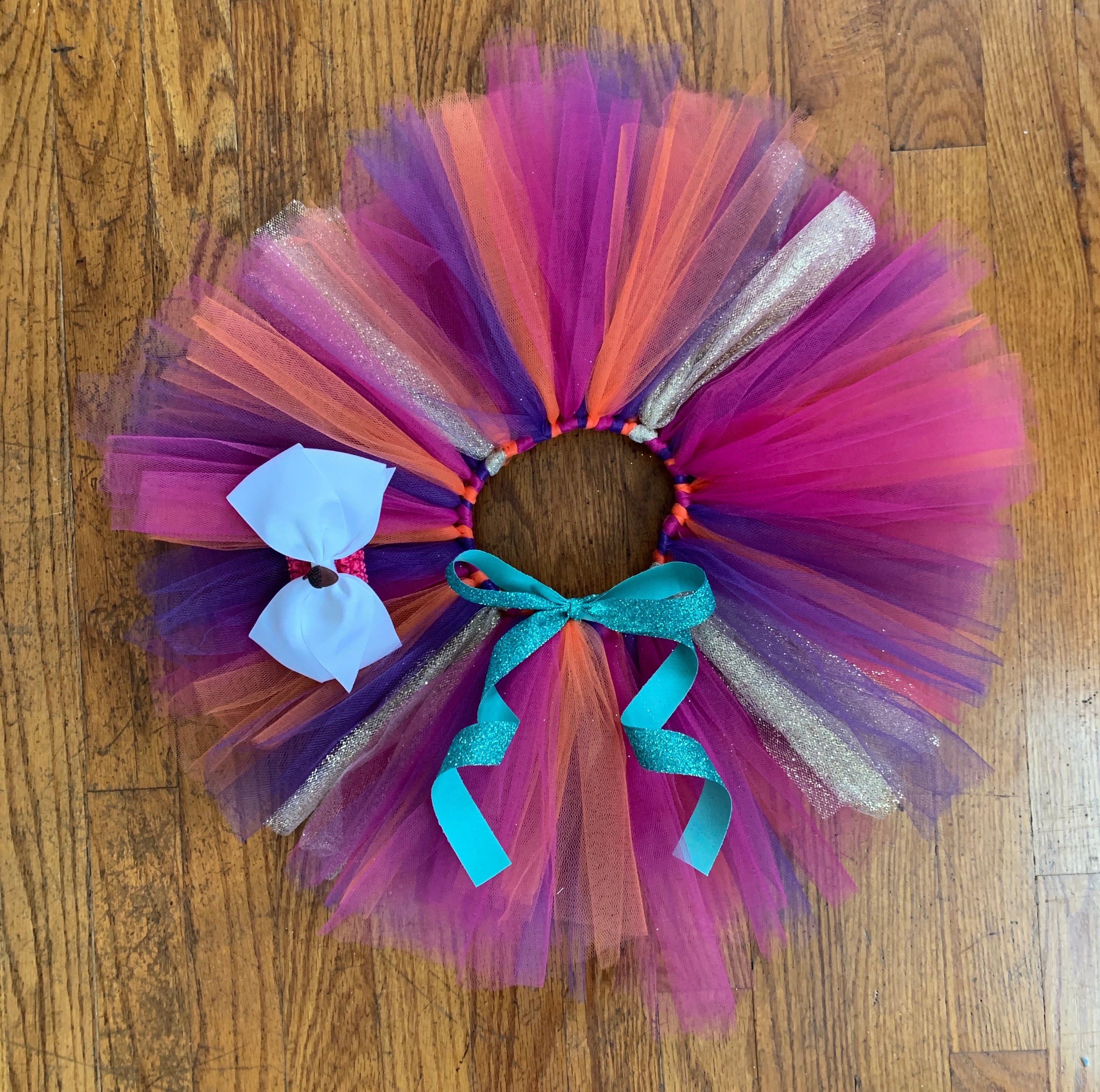 Tulle Tutu and bow / girl | Etsy