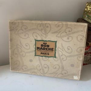 ADORABLE* Au Bon Marché Box