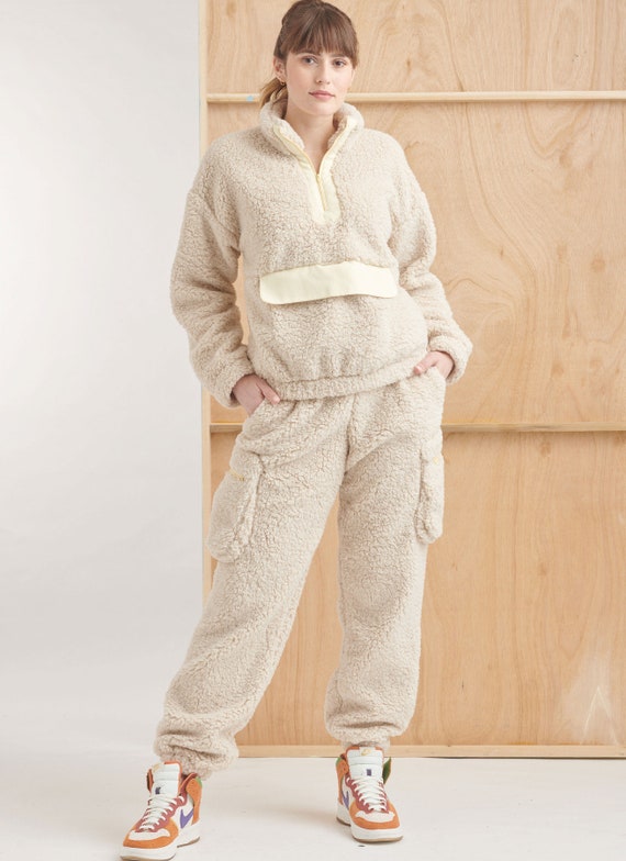 ⬛︎ woaiwojiaeditor ⬛︎ Unisex Sweatshirt and Pants Simplicity Sewing Pattern S9828