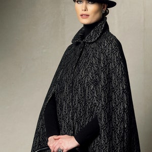 V8959 Sewing Pattern Vogue 8959 Very Easy Round Collar Capes Sizes Xs ...