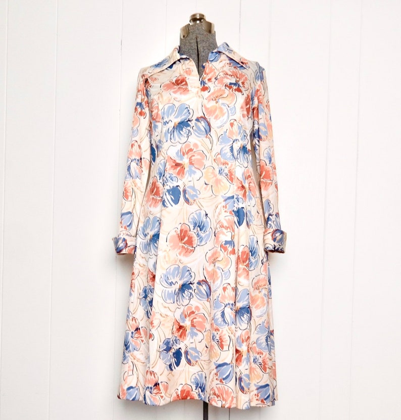 1960s Mod Watercolor Long Sleeve Shift Dress